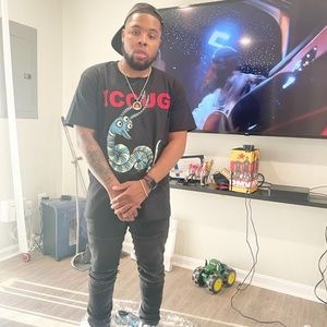 Meet your Posher, Travon